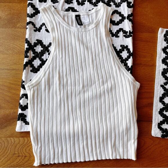 Cozy Juniors Neutrals Bundle Four Items tanks waffle knit long sleeve medium M - Picture 2 of 9